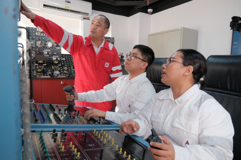 Offshore training course at OSM Thome maritime training academy