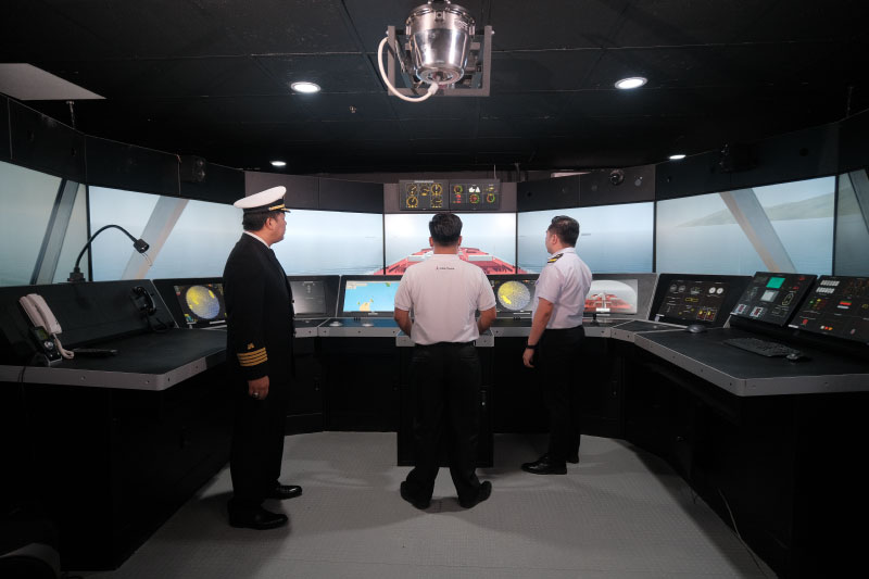 Seafarers in a maritime training academy course led by OSM Thome