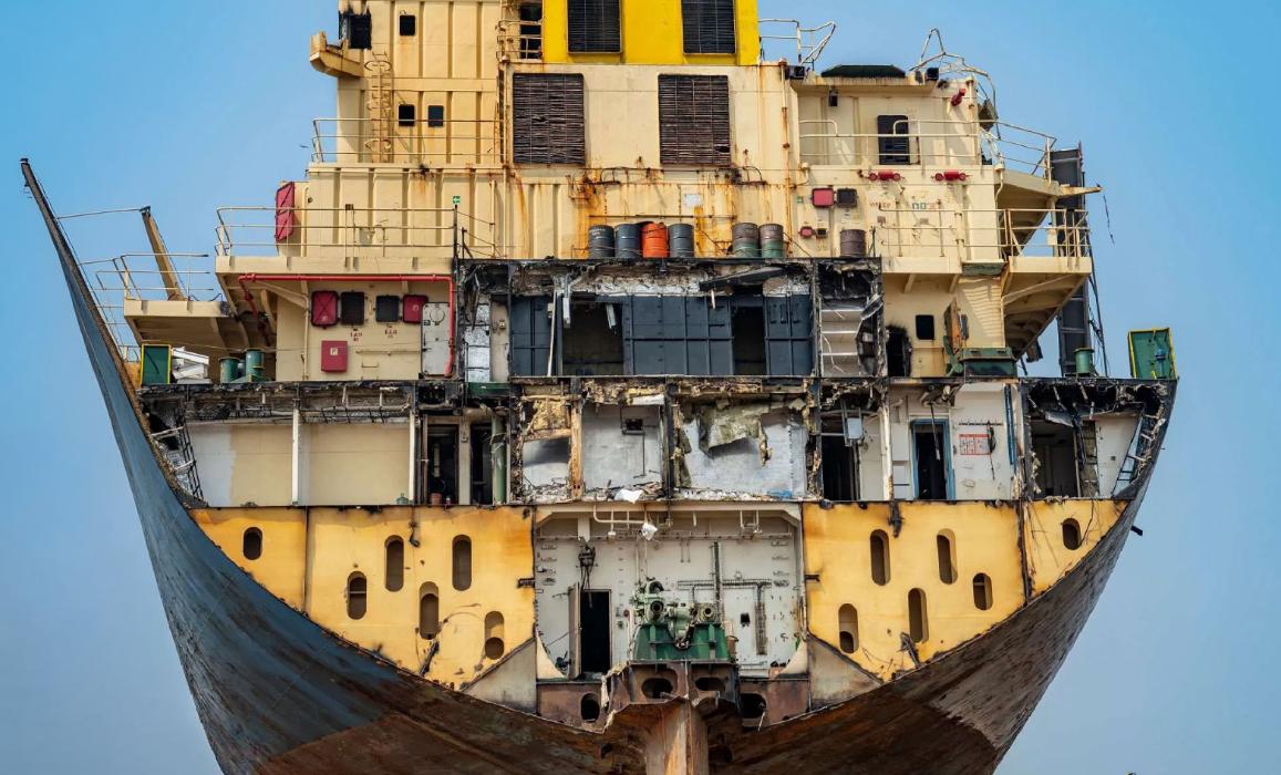 Green ship recycling hero banner — OSM Thome sustainable ship recycling services